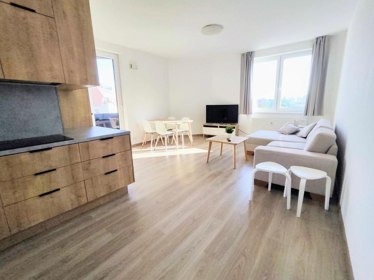 Schanz - Quietly Oriented - Private Parking - Balcony Bratislava Bagian luar foto